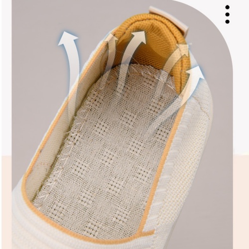 舒適柔軟洞洞鞋